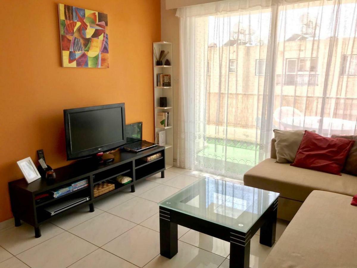Beautiful Apartment Near The Sea Paphos Eksteriør billede